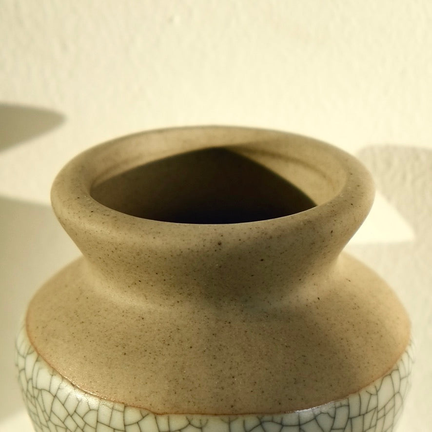 Pearl Grey Ceramic Matcha Whisk Holder Chasen Stand